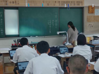 書道　授業風景